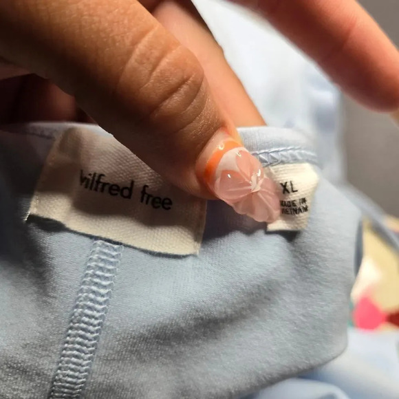 Wilfred Free Blue Divinity 3" Romper - Picture 6 of 8